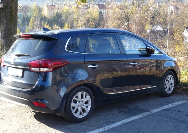 Kia Carens cena 58500 przebieg: 105000, rok produkcji 2017 z Wrocław małe 67